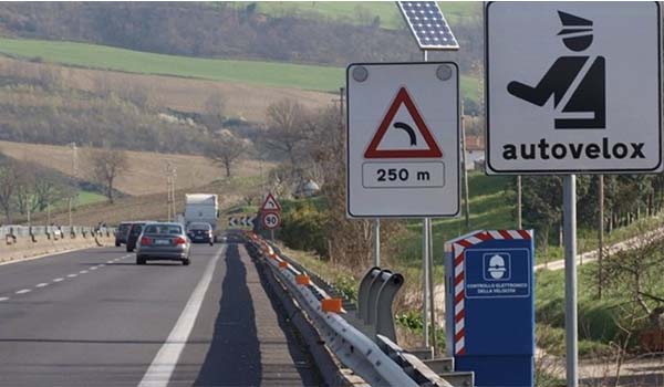 Autovelox in Italia: online la lista ufficiale dei dispositivi approvati