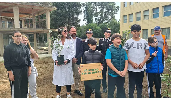 ‘Un albero per la salute’ fa tris Fadoi e Carabinieri per la terza edizione del progetto 