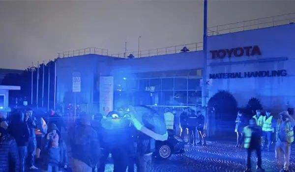 Esplosione in uno stabilimento Toyota a Bologna: due morti e undici feriti. (Aggiornamento)