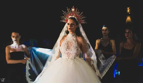 La moda di Elio Guido incanta Trebisacce nella Notte della Fenice