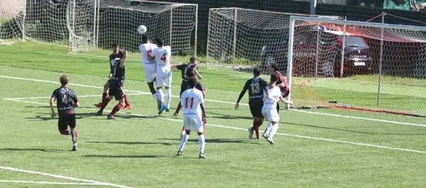 Ardore:  L’Ardore cade ancora in casa (0-1) contro l’Isola C.R., e si complica la vita.