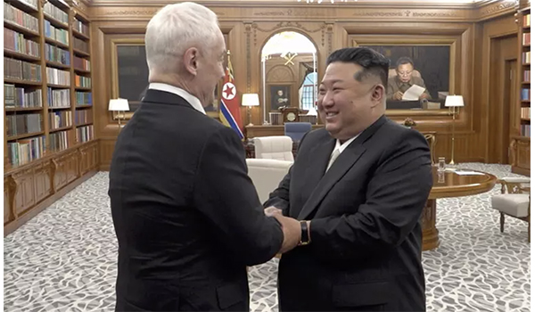 Corea del Nord e Russia rafforzano l’asse strategico mentre l’Iran rilancia sullo Stretto di Hormuz