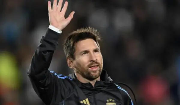L’ultimo tango di Lionel Messi con l’Argentina: doppietta, emozioni e addio ai Mondiali