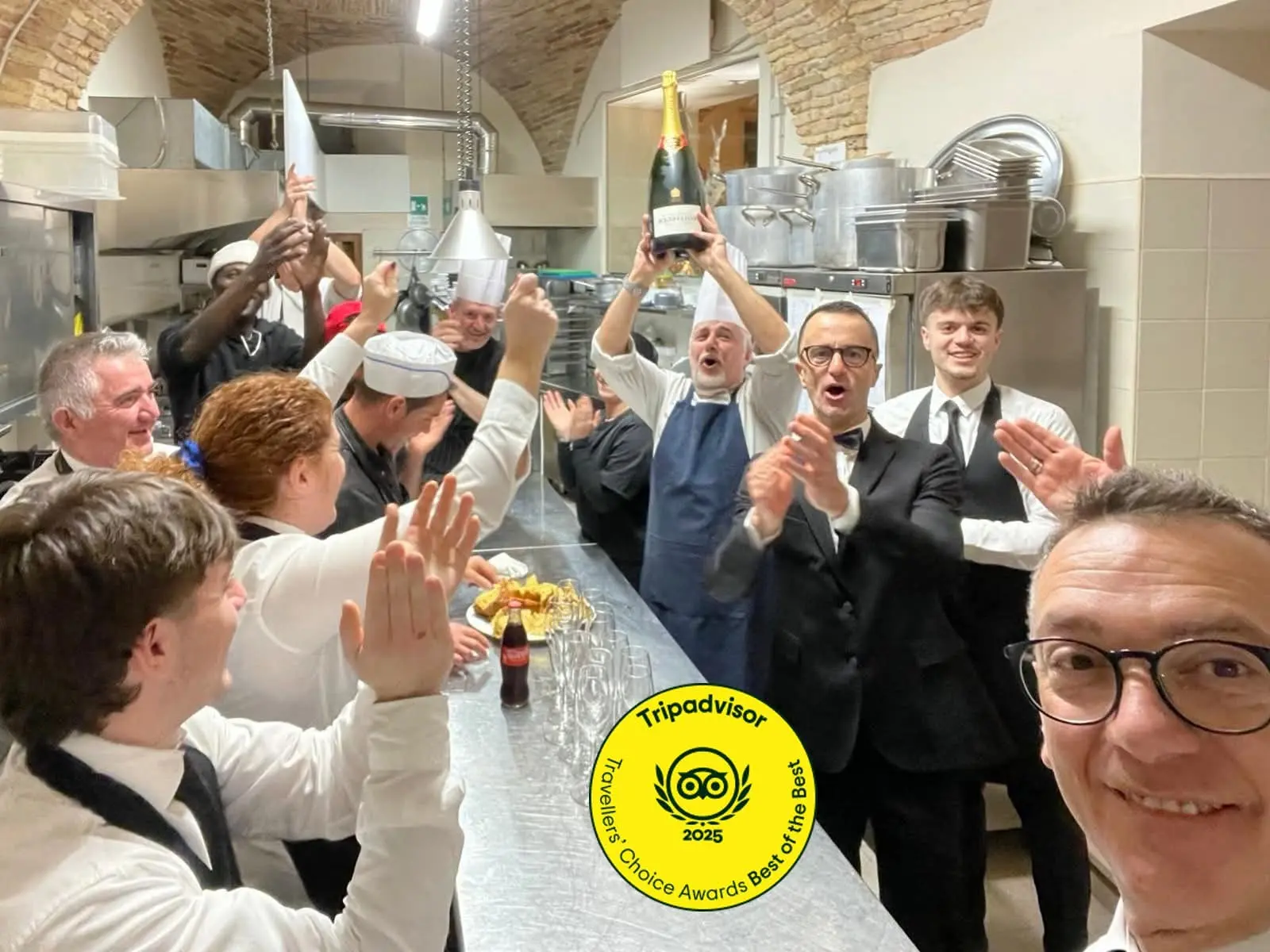 TripAdvisor consegna lo scettro “Best of the Best 2025” allo Svevia ponendo esso sul tetto del mondo.
