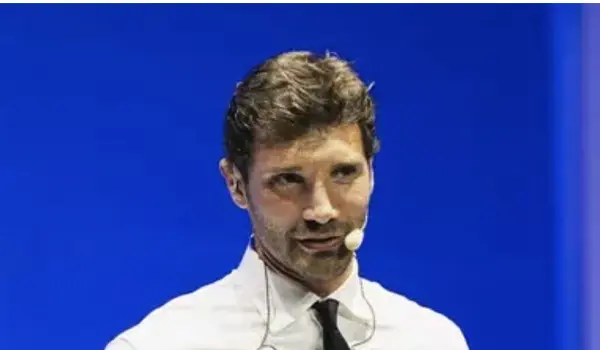 Stefano De Martino, video rubati in casa: l’intervento del Garante della Privacy e la denuncia
