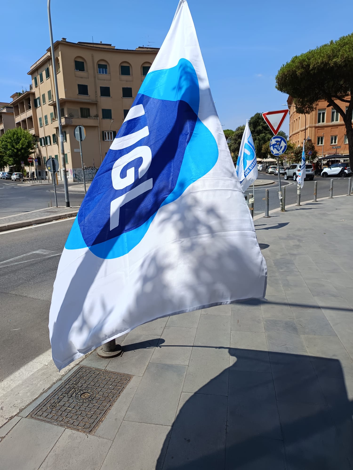 Sanità Lazio, Fabbri e Gaeta (UGL Salute): “Nel 2026 niente addizionale IRPEF 2026 per chi è in servizio nei Pronto Soccorso. Un passo avanti per la dignità del lavoro.”