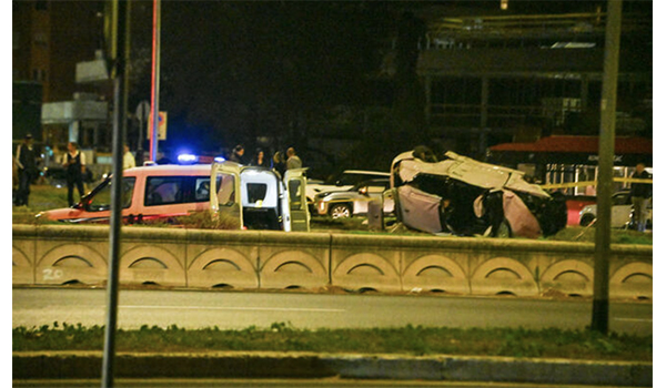 Roma, incidente sulla Cristoforo Colombo: un morto e tre feriti gravi, ipotesi di gara di velocità