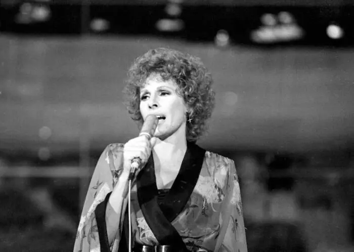 Morta Ornella Vanoni: addio a una leggenda senza tempo della musica italiana