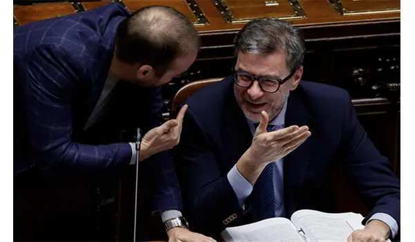 Manovra alla Camera, fiducia del Governo domani: scontro istituzionale e tensione in Aula