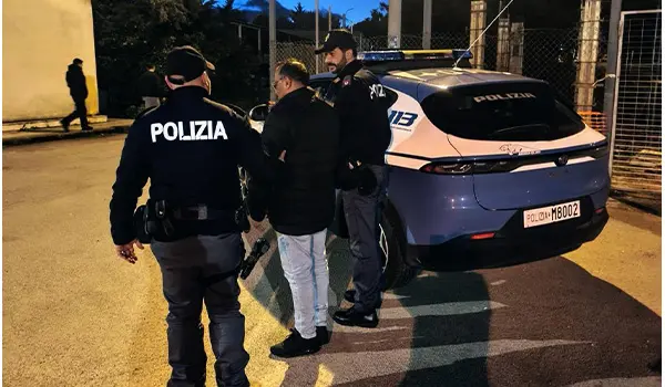Immigrazione irregolare, stretta della Polizia a Catanzaro