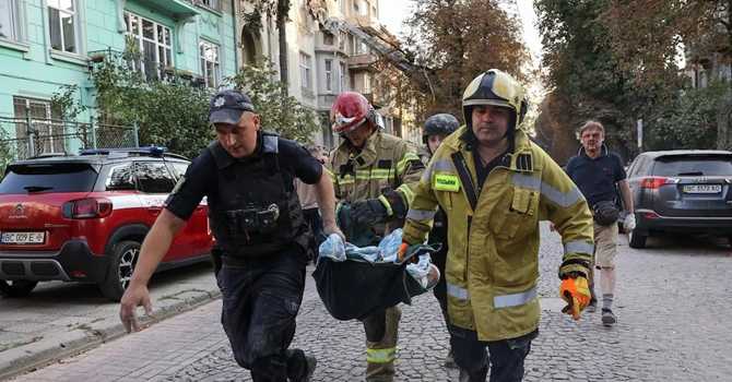 Attacco russo a Leopoli, due morti e numerosi feriti