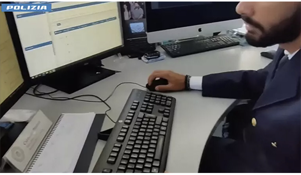 Arrestato a Venezia per immagini pedopornografiche create con l’intelligenza artificiale