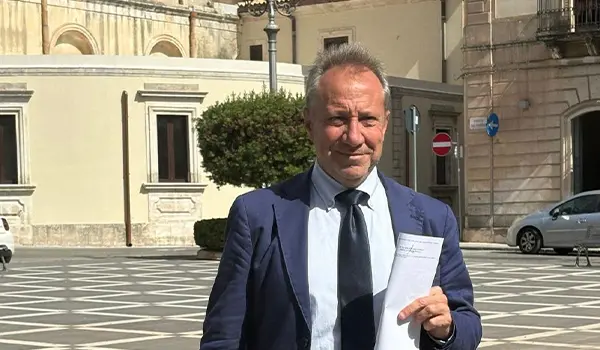 Presentate le liste a sostegno della candidatura di Antonello Sala a sindaco di Floridia