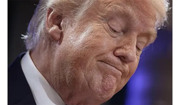 Trump firma nuovi dazi del 10% su tutti i Paesi: misura temporanea fino a 150 giorn