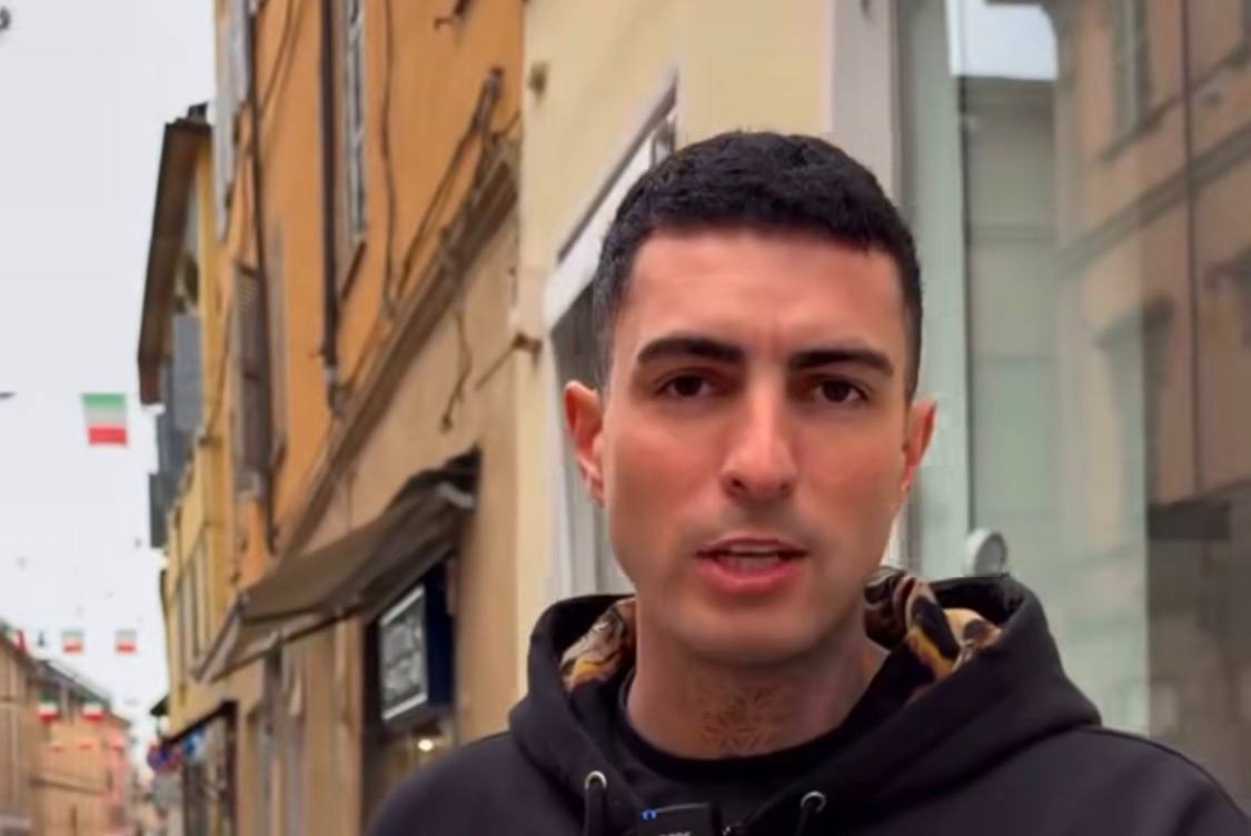 Reggio Emilia, tra saracinesche abbassate e paura di uscire: l’appello di Matteo Voltolini