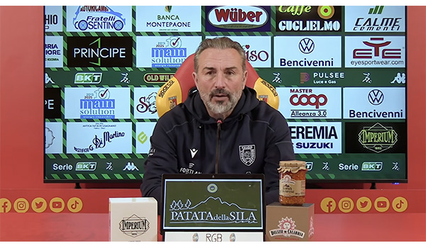 Post Catanzaro-Reggiana, Dionigi analizza la sconfitta. Video