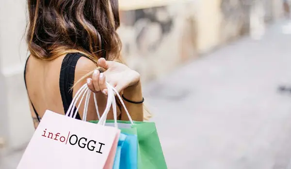 Saldi estivi al via in Calabria, ma il grande caldo frena gli acquisti