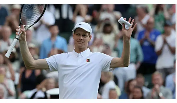 Tennis. Wimbledon, Sinner supera Vukic e vola al terzo turno: “Con l’erba serve adattarsi ogni giorno”
