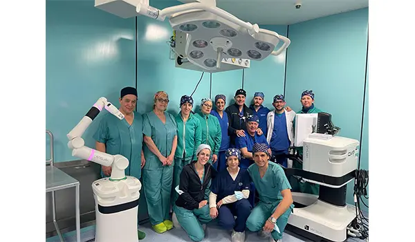 Primo intervento oncologico in chirurgia robotica all'Ospedale "Giovanni Paolo II" di Lamezia Terme