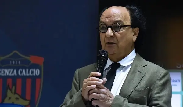 Guarascio rilancia: riaprono le curve per Cosenza-Giugliano, al via abbonamenti e biglietti