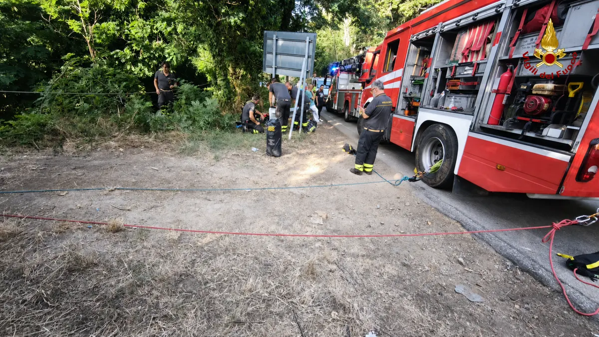 Santo Stefano d’Aspromonte, due persone cadono in un dirupo una vittima e un ferito