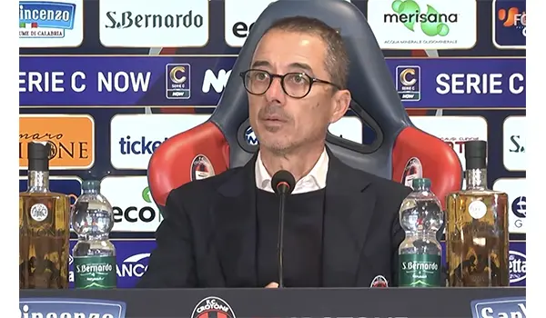 Crotone-Monopoli 2-0, Mister Longo: "Non dobbiamo accontentarci, dobbiamo crescere ancora" (Video)