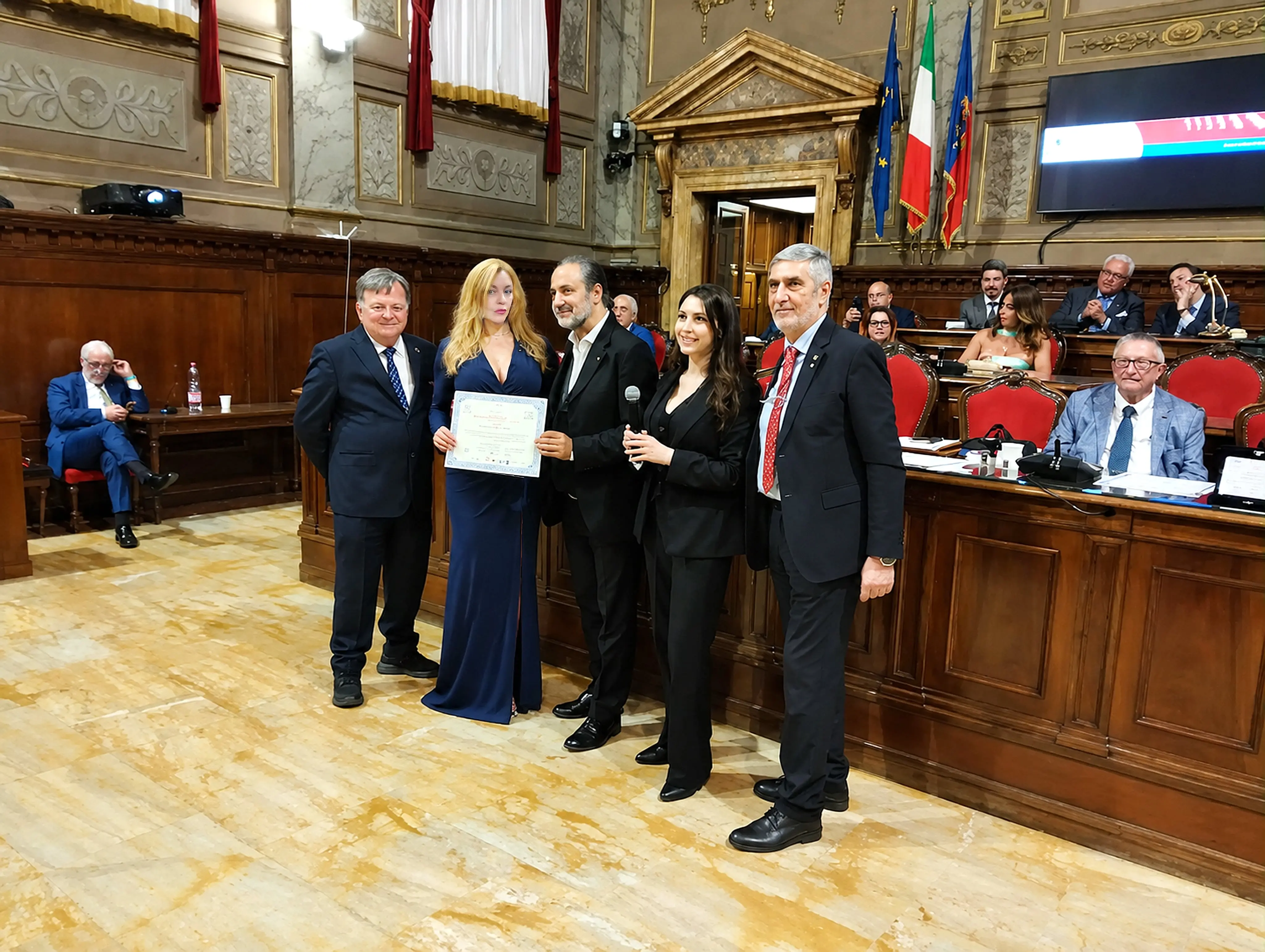 Convegno sul 900 a Palazzo Valentini di ANIOC e ANILDD premiata la scrittrice istituzionale Melinda Miceli 