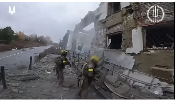 Guerra in Ucraina: accerchiamento a Dimitrov e raid su Kiev