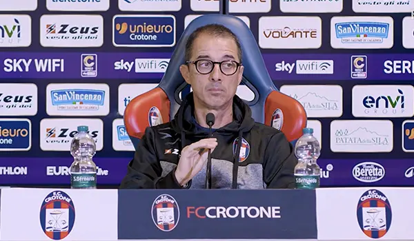 Mister Longo del Crotone alla vigilia di Foggia – Crotone. Video