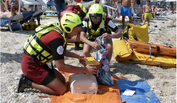 Giornata Mondiale per la Prevenzione dell’Annegamento: un evento educativo e coinvolgente sulla Spiaggia di Giovino a Catanzaro