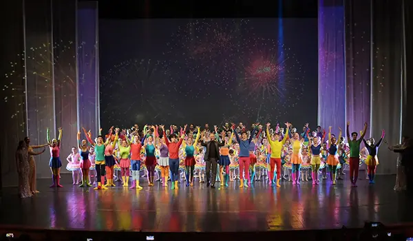 La scuola di ballo del Teatro Politeama apre le festività natalizie a Catanzaro con lo spettacolo “Eco di un battito"
