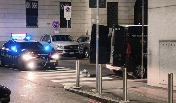 Violenza sessuale nel cuore della città: 24enne soccorsa nella notte