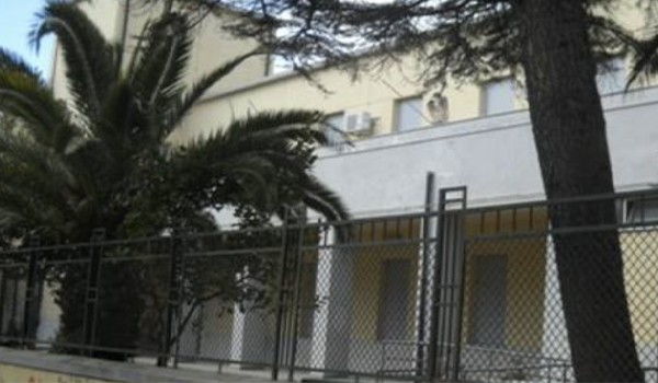 Emergenza igienico-sanitaria alla Scuola Murano: topi nelle aule, studenti rimandati a casa