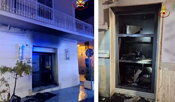 Notte di fuoco a Lamezia Terme: in fiamme pasticceria e parrucchiera, intervento dei Vvf