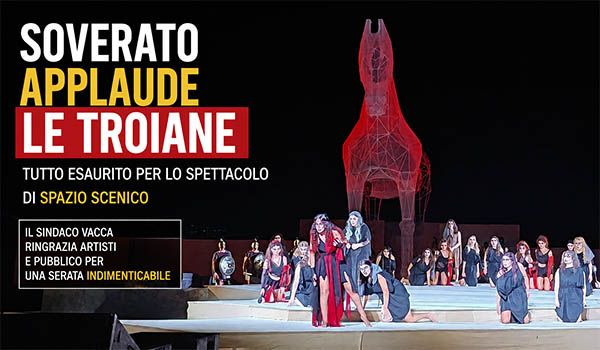 Soverato applaude "Le Troiane" tutto esaurito e grande emozione per lo spettacolo di Spazio Scenico