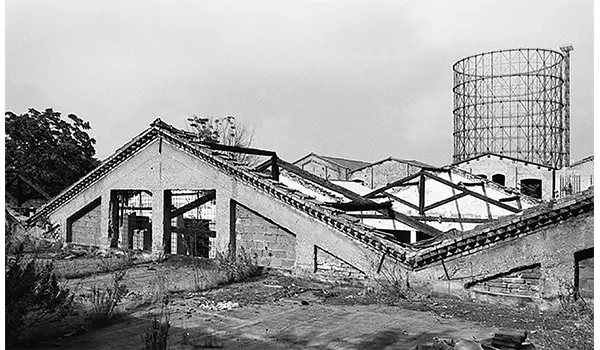 La prima zona industriale di Roma lungo la via Ostiense: dal “ponte di ferro” ai magazzini generali.