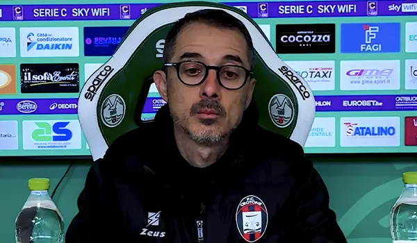 Monopoli-Crotone 1-1: Longo tra orgoglio e rammarico dopo il pari del Veneziani. Video