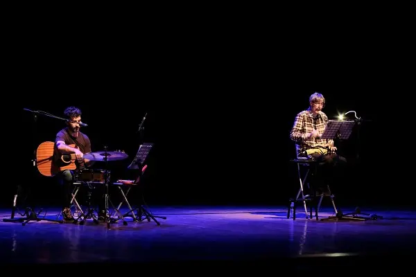 Successo per lo spettacolo “I Cavalieri” con Max Mazzotta  nell’ambito rassegna “Calabria Teatro”