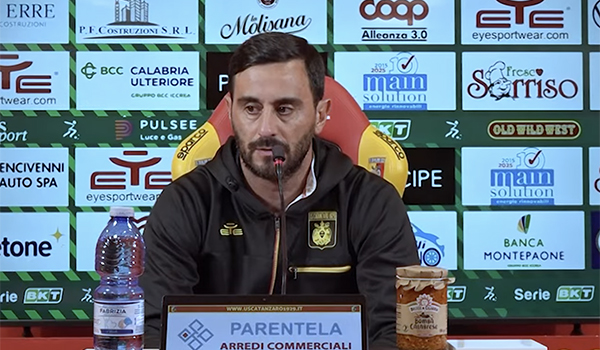 Catanzaro – Padova 0-1: mister Aquilani non molla. Video