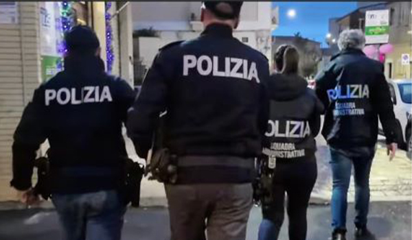 Catanzaro, Malamovida sotto controllo: multe ai bar del Lido per alcol servito a dodici minorenni