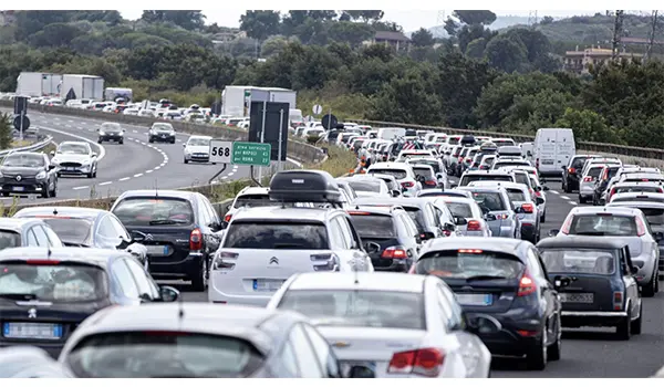Controesodo estivo: oltre 23 milioni di viaggiatori in movimento tra maltempo e rientri dalle vacanze