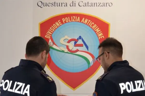 Catanzaro: 16 provvedimenti per maltrattamenti e atti persecutori