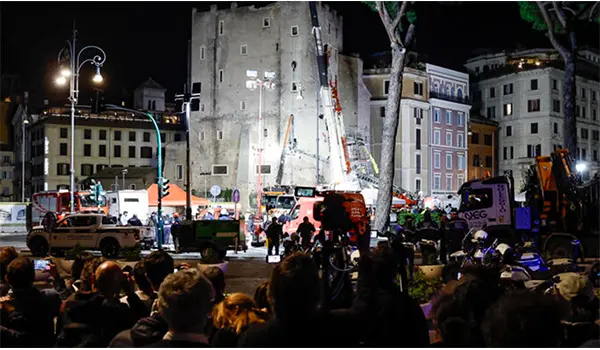 Torre dei Conti, tragedia nel cantiere di restauro a Roma: muore un operaio sotto le macerie