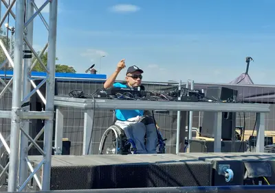 DJ NANDO, la musica oltre ogni barriera Dalla paraplegia all’Hardcore: “Just Begin Demolition” è il suo nuovo