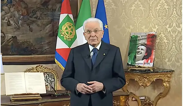 Mattarella ai giovani nel discorso di fine anno: scegliere il futuro per difendere pace, democrazia e diritti. (Video)
