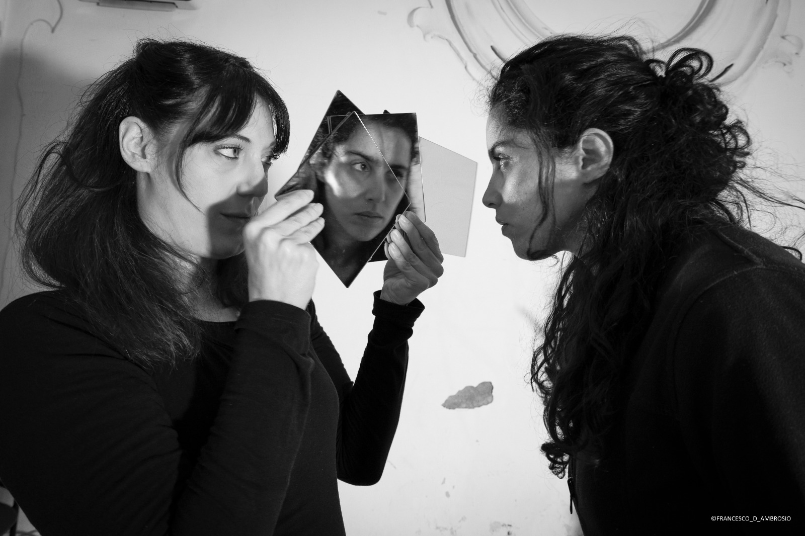 “Anagnorisis” al Teatro Serra la rivelazione femminile nel mito 