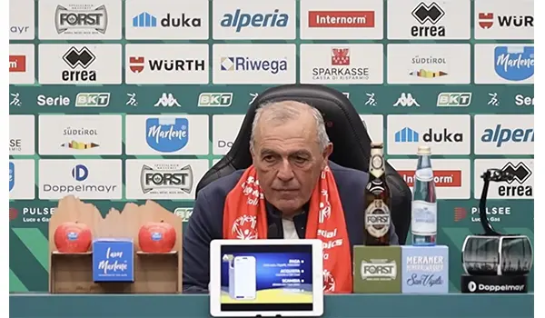 Südtirol salvo in Serie B, Castori esulta dopo lo 0-0 con il Bari. Video