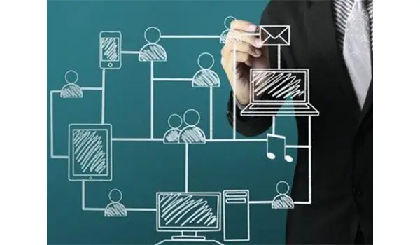 Modelli organizzativi per l'Intelligenza Artificiale conformi al GDPR e all'AI Act