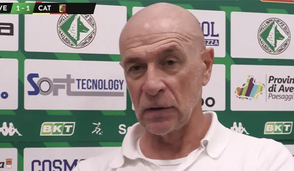Avellino – Catanzaro 1-1, pareggio ricco di emozioni: Mister Ballardini analizza la gara e difende Iannarilli. Video