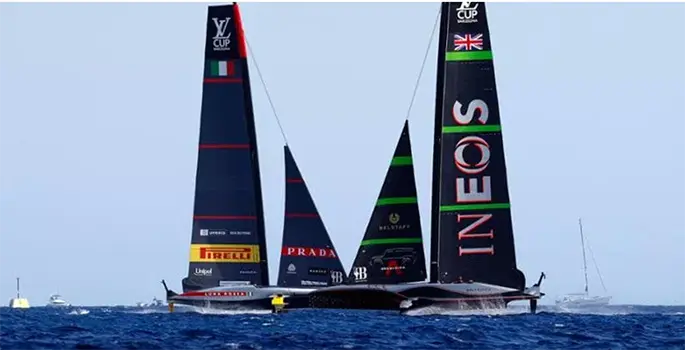 Luna Rossa: dentro o fuori? Oggi la Sfida Decisiva contro INEOS Britannia nella Vuitton Cup